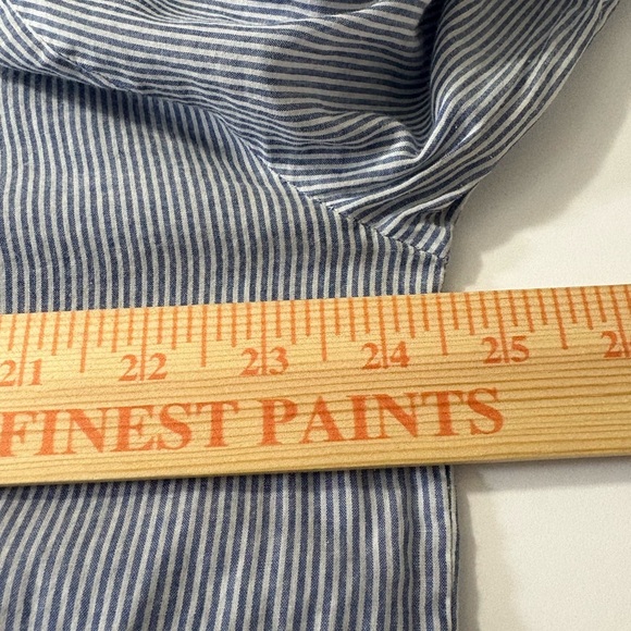 Woman’s J. Crew Lightweight Cotton Blue/White Striped Casual 3/4 Button Down. - Picture 11 of 14